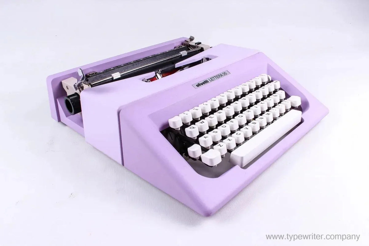 Olivetti Lettera 25 Lilac, Vintage Manual Typewriter, Refurbished - ElGranero Typewriter.Company