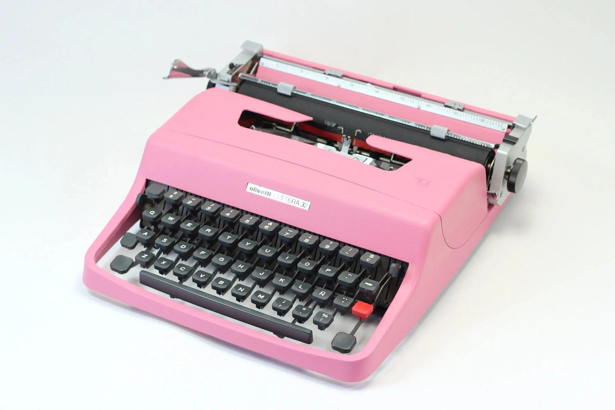 Olivetti Lettera 32 Rose, Machine à écrire manuelle vintage, Rénovée - ElGranero Typewriter.Company