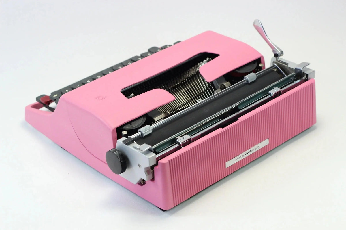 Olivetti Lettera 32 Rose, Machine à écrire manuelle vintage, Rénovée - ElGranero Typewriter.Company
