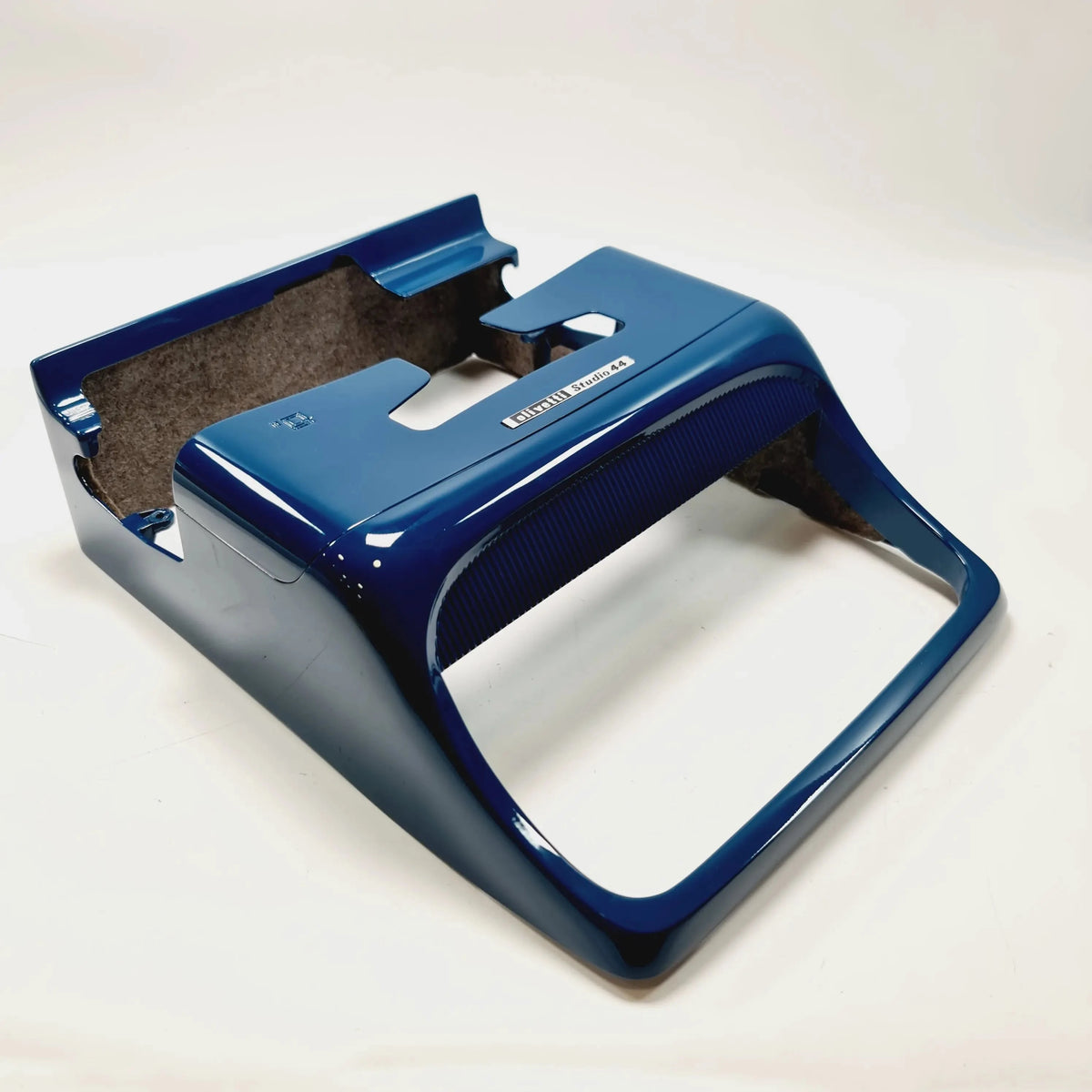 Olivetti Studio 44 chassis professionally painted in navy blue - ElGranero Typewriter.Company