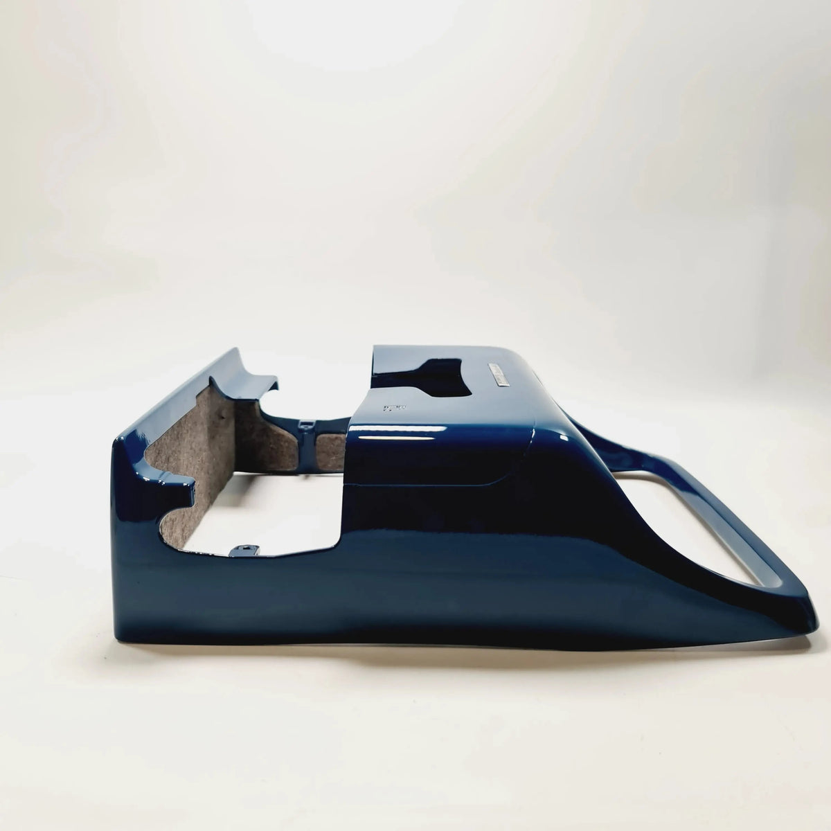 Olivetti Studio 44 chassis professionally painted in navy blue - ElGranero Typewriter.Company