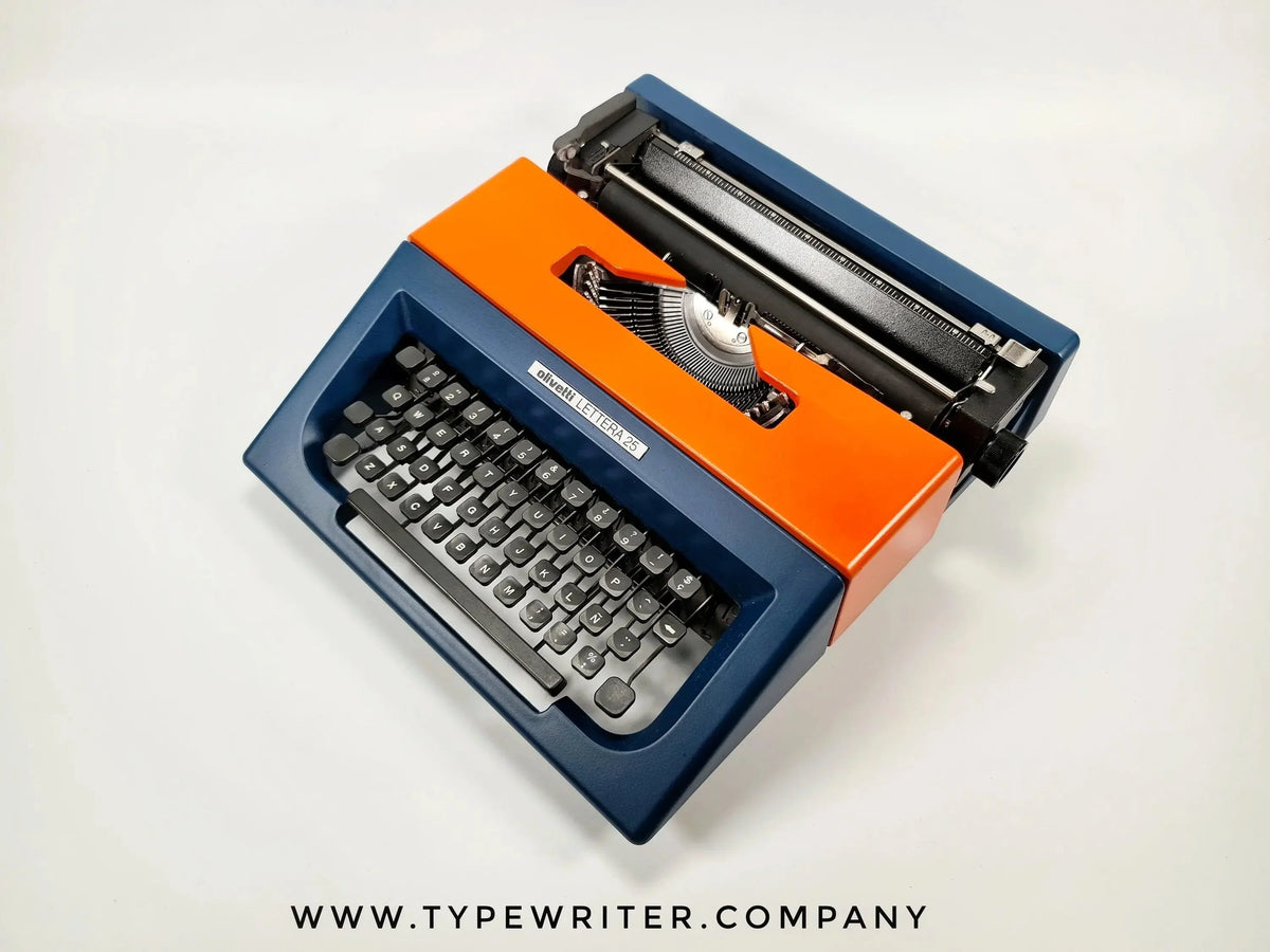 VENDU ! Olivetti Lettera 25 Bleu Marine / Orange, Machine à Écrire Manuelle Vintage, Rénovée - ElGranero Typewriter.Company