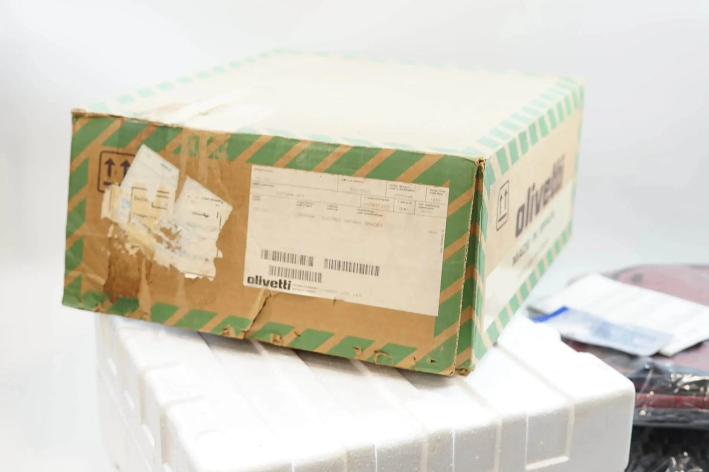 SOLD! Extremely Rare! Just Unboxed New Olivetti Lettera 32 Typewriter - ElGranero Typewriter.Company