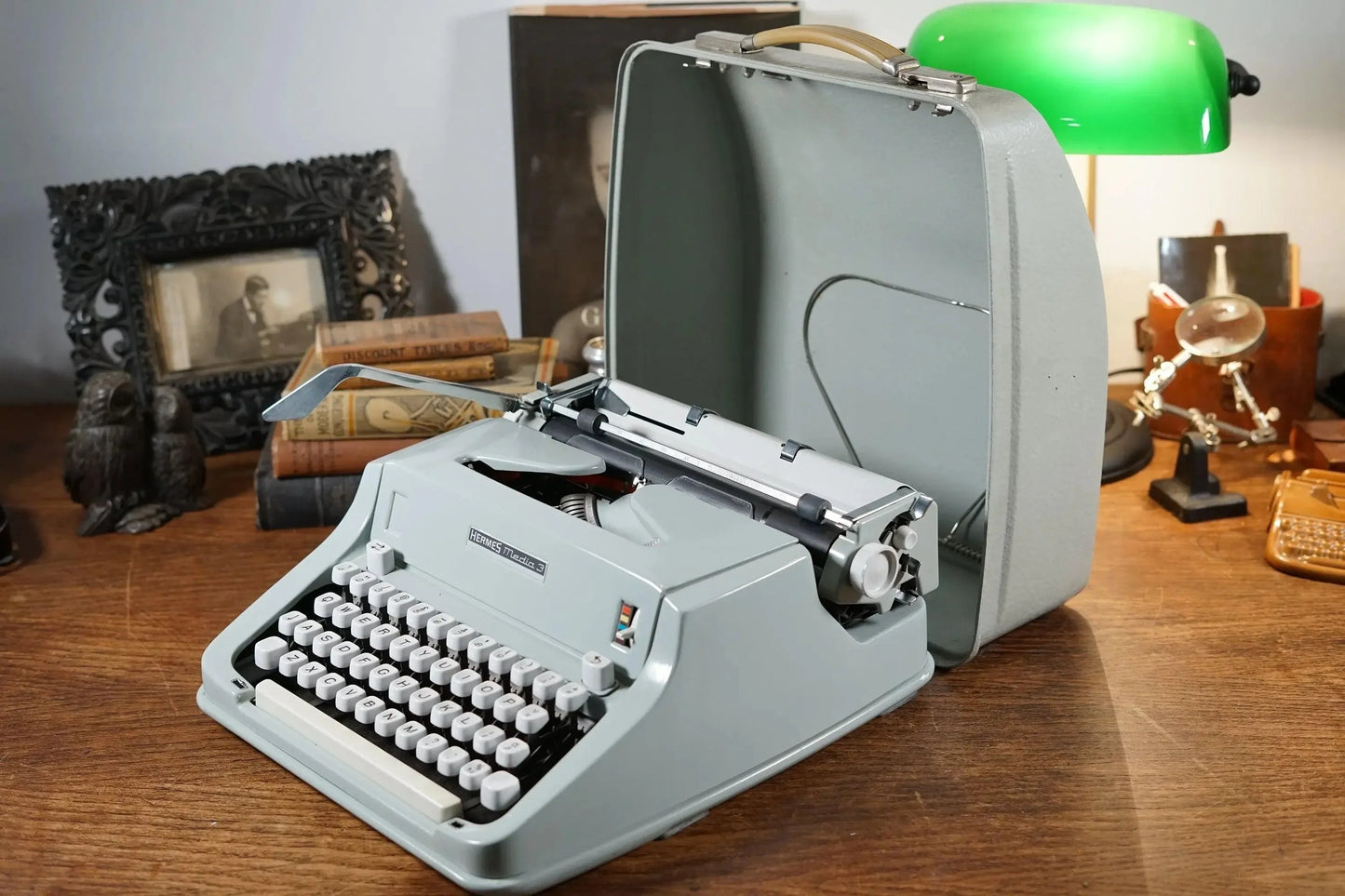 SOLD! Hermes Media 3 Typewriter 13cpi Elite Techno, Antique, Maths / Physics / Greek - ElGranero Typewriter.Company