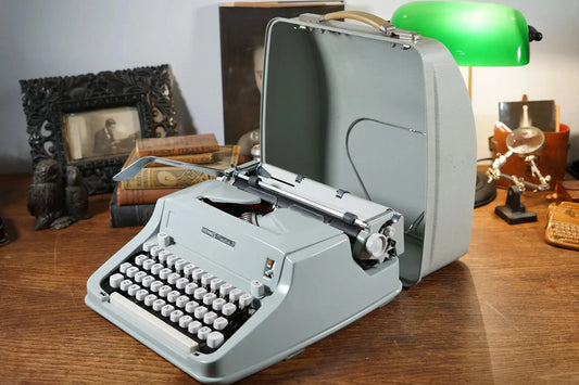 SOLD! Hermes Media 3 Typewriter 13cpi Elite Techno, Antique, Maths / Physics / Greek - ElGranero Typewriter.Company