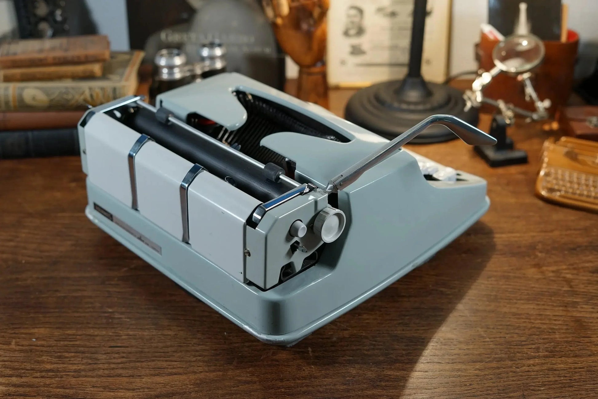 SOLD! Hermes Media 3 Typewriter 13cpi Elite Techno, Antique, Maths / Physics / Greek - ElGranero Typewriter.Company