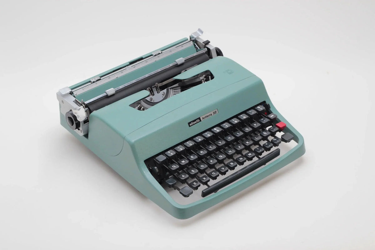 Olivetti Lettera 32 Original Verde Vintage Máquina de Escribir Manual Revisada - ElGranero Typewriter.Company