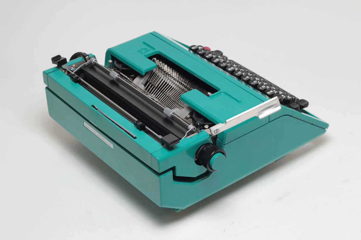 Olivetti Studio 45 Turquesa Máquina de Escribir Manual Vintage, Revisada - ElGranero Typewriter.Company