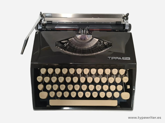 SOLD! Tippa S, Cursive Font, Black Manual Vintage Typewriter, Serviced - ElGranero Typewriter.Company
