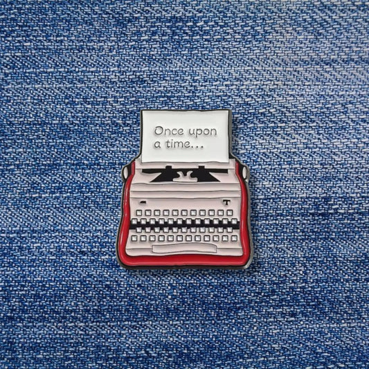 Vintage Enamel Pin - Gift for Writer -  Souvenir - Typewriter Pins ElGranero Typewriter.Company